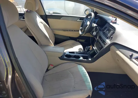 2015 Hyundai Sonata Se z USA, uszkodzony, nr VIN 5NPE24AF4FH214981